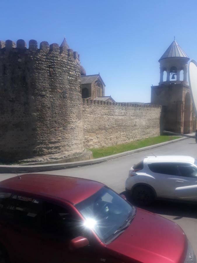 Guest House Sveti Mtsʼkhetʼa Buitenkant foto